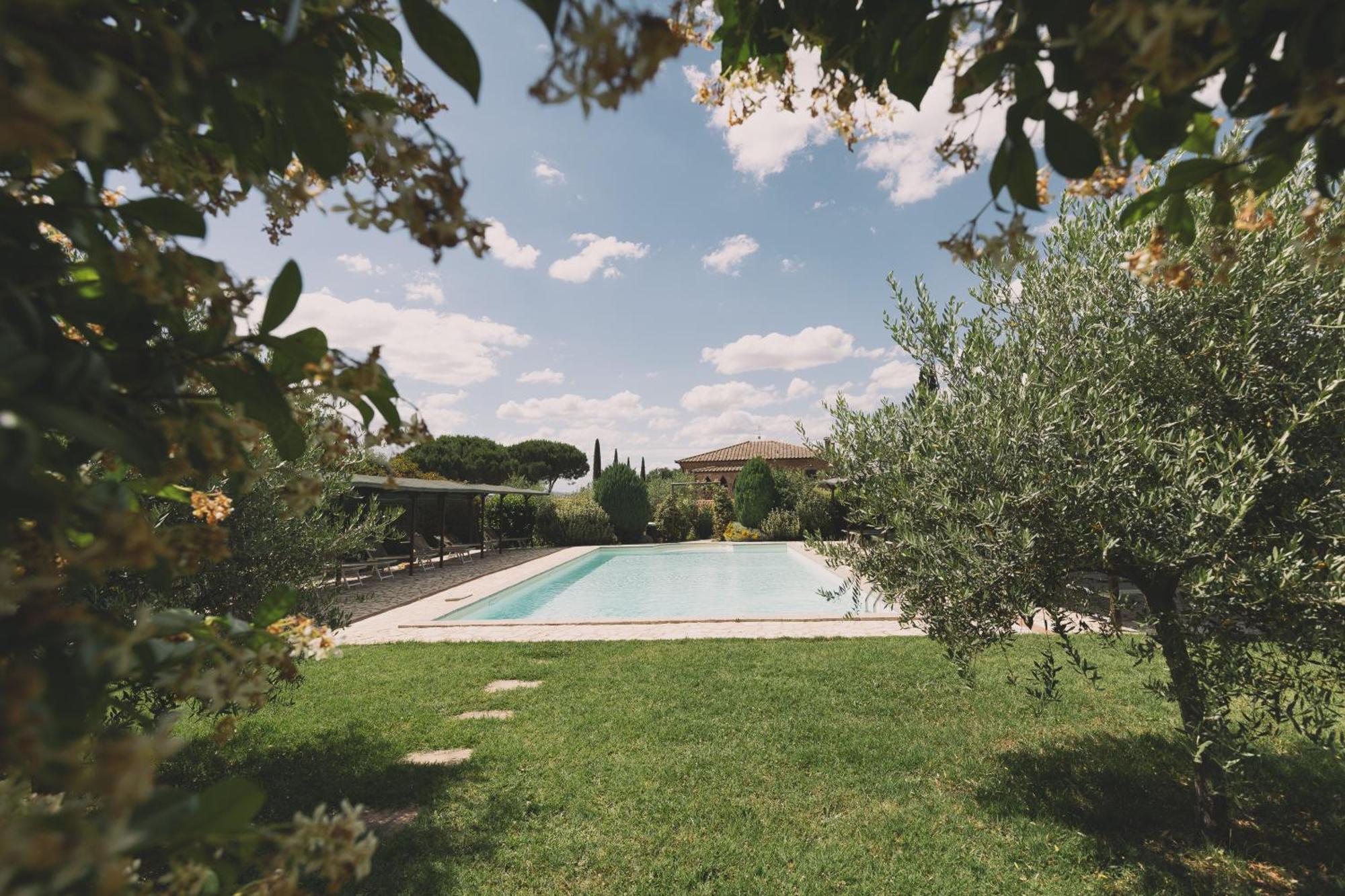 Villa Nobile Cortona Family Apartments Екстериор снимка