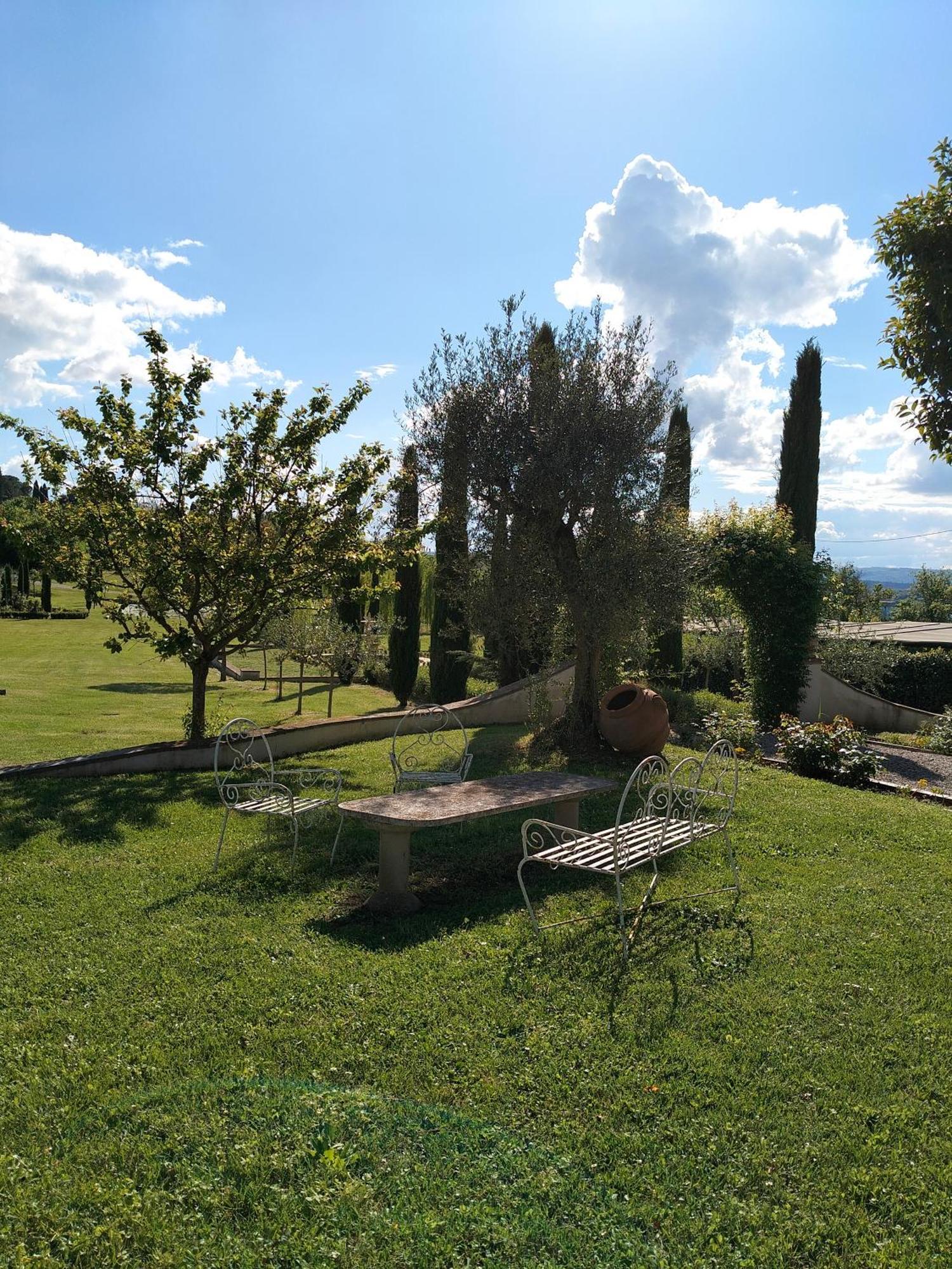 Villa Nobile Cortona Family Apartments Екстериор снимка